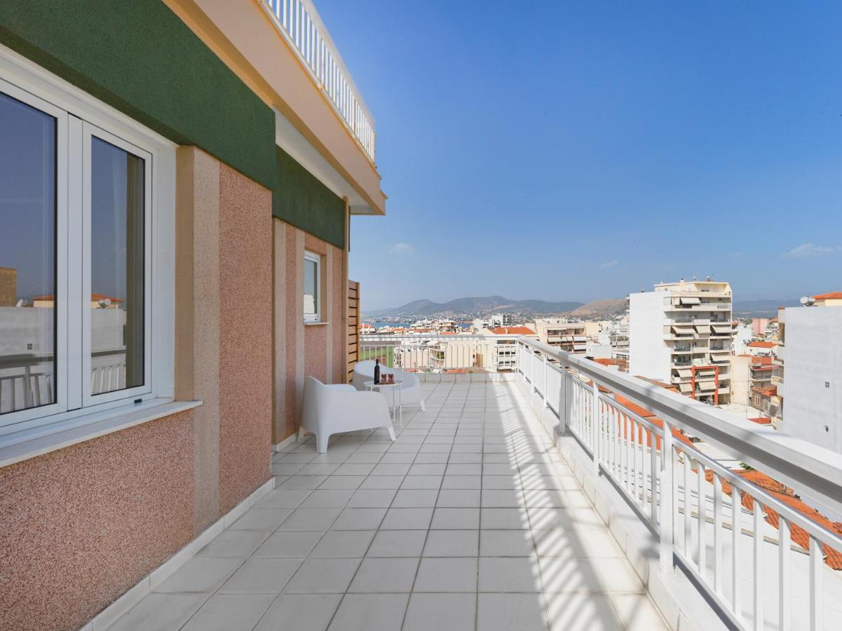 Modern Penthouse Overlooking Halkis Chalkís Extérieur photo