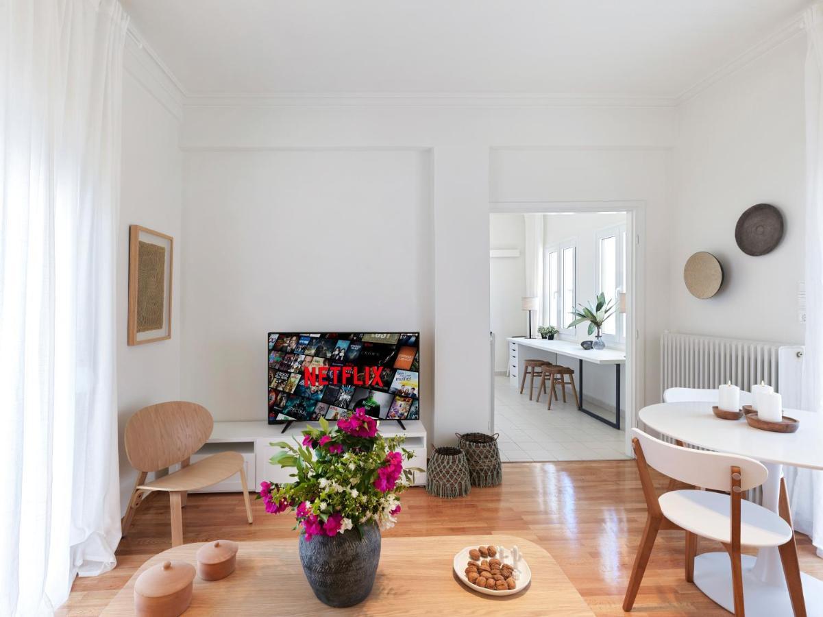 Modern Penthouse Overlooking Halkis Chalkís Extérieur photo